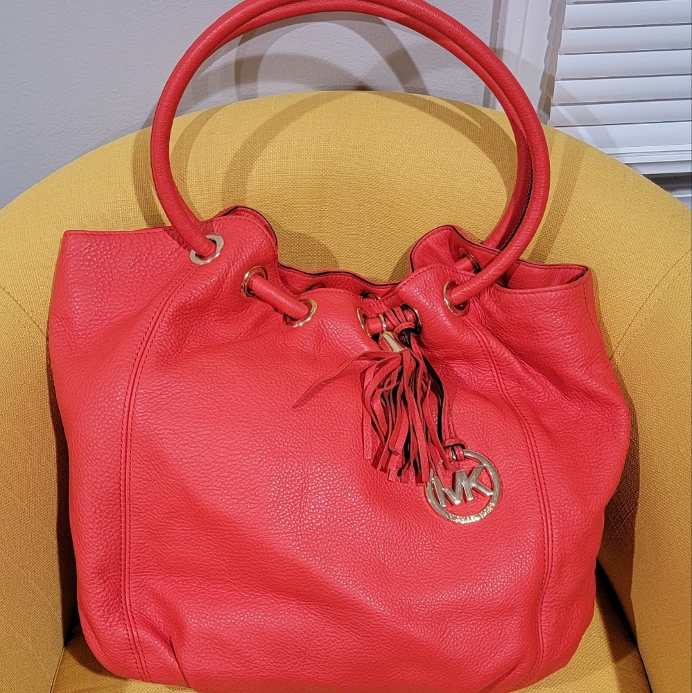 Michael Kors Ring Tote